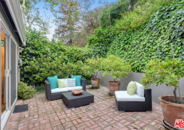 1793 N Beverly Glen Blvd