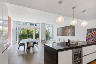 9000 W 3rd St #106, Los Angeles, CA 90048