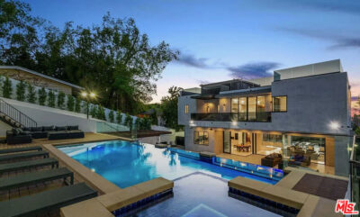 14582 Valley Vista Boulevard Sherman Oaks, CA 91403