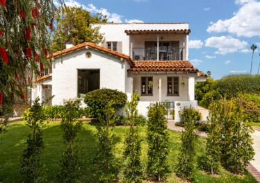 864 Wellesley Ave, Los Angeles, CA 90049