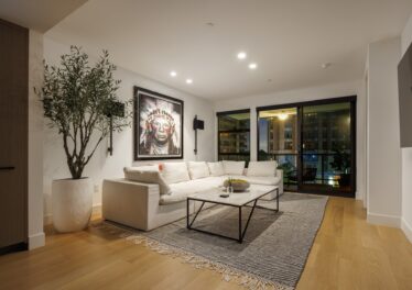 10777 Wilshire Blvd #402