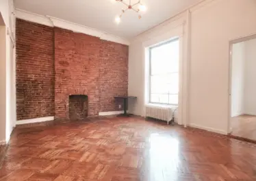 607 6th St Brooklyn, NY 11215