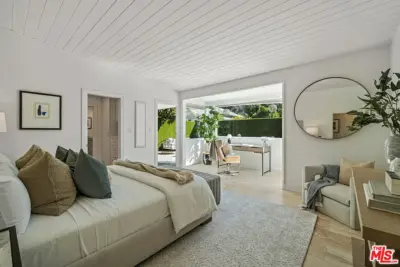 9614 Heather Rd Beverly Hills, CA 90210